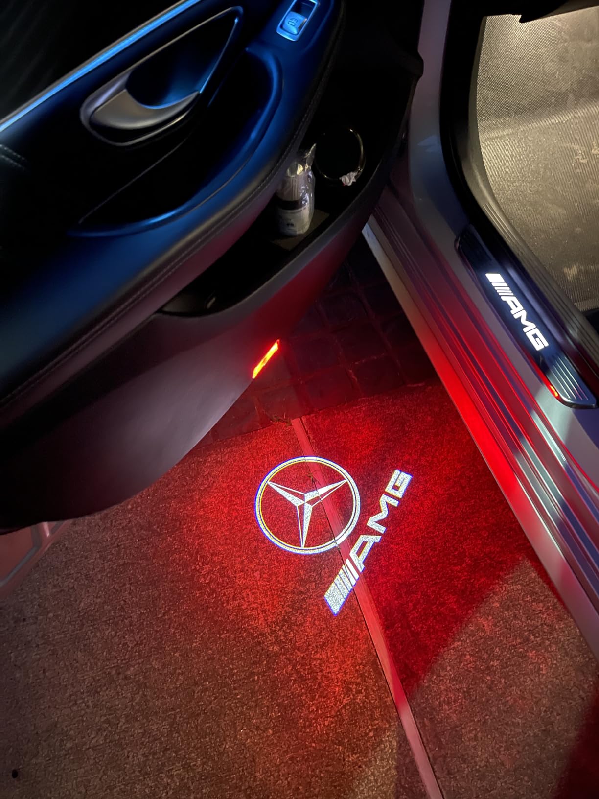 Logo Mercedes lumineux
